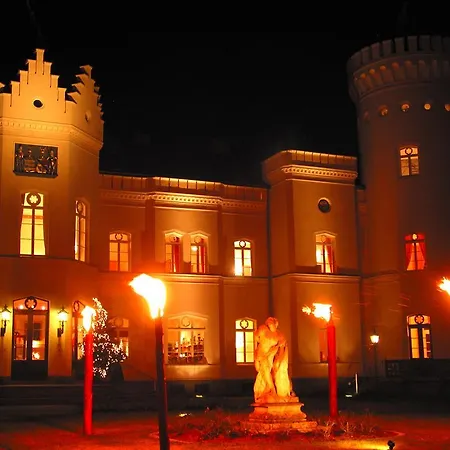 Park- Und Schlosshotel Schlemmin Hotel