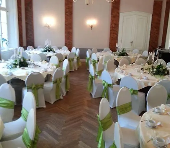 Park- Und Schlosshotel Schlemmin Hotel